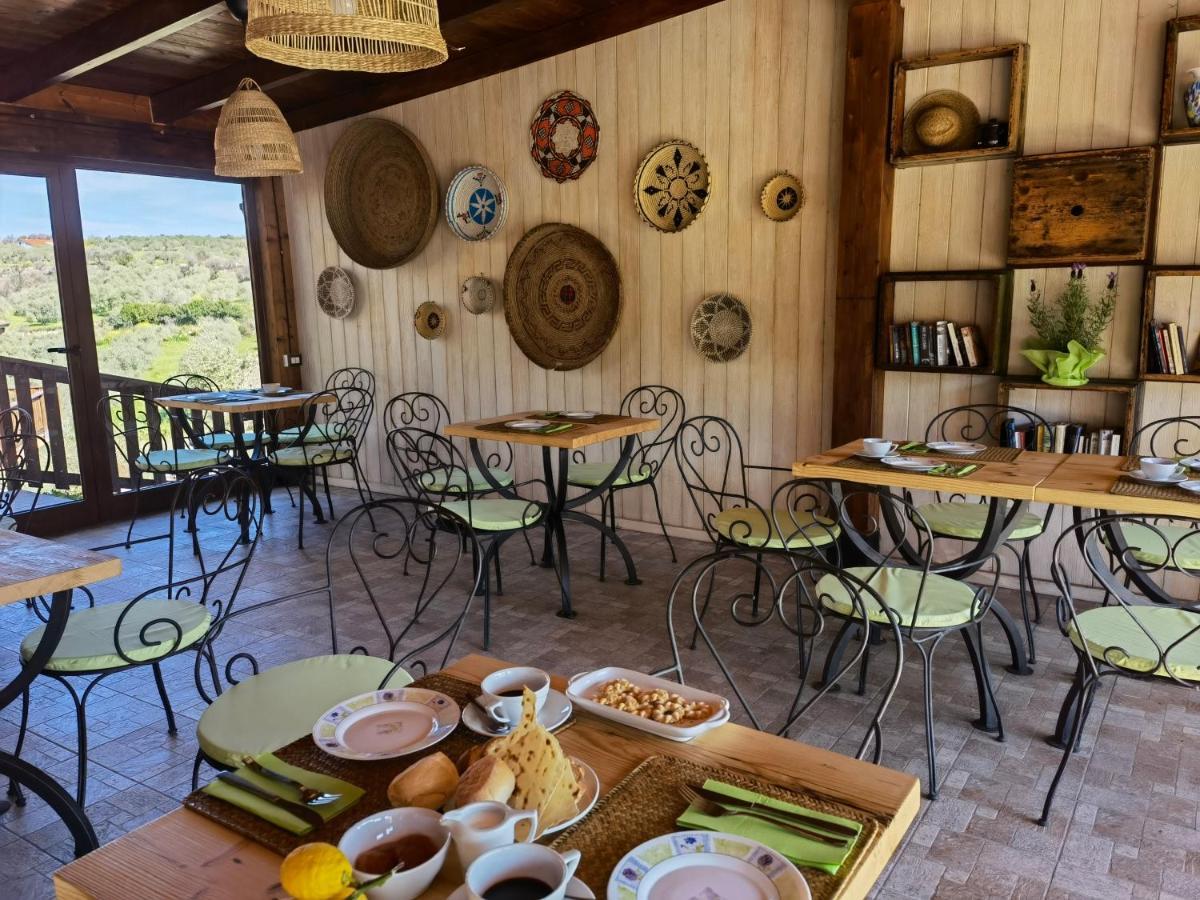 Hotel La Corte Degli Ulivi - Rurale Tresnuraghes