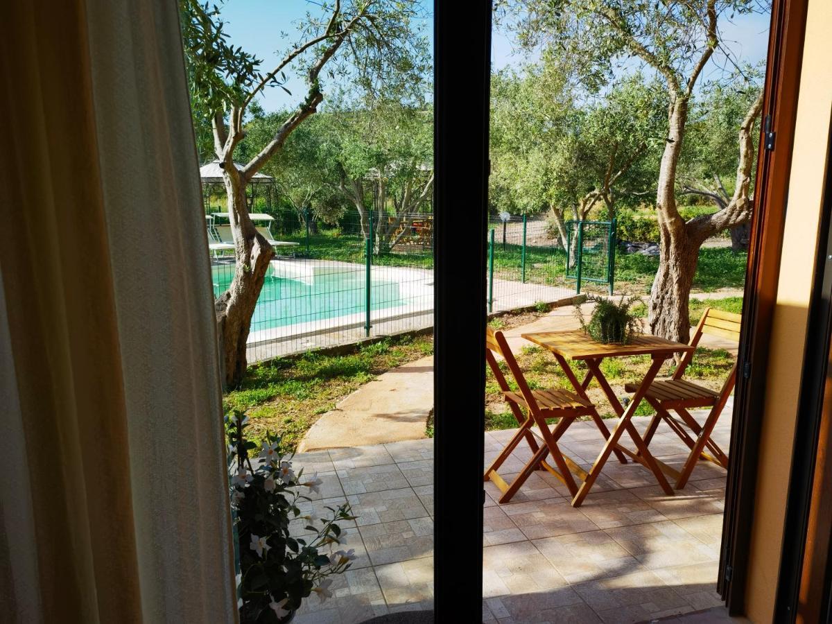 La Corte Degli Ulivi - Rurale Hotel Tresnuraghes