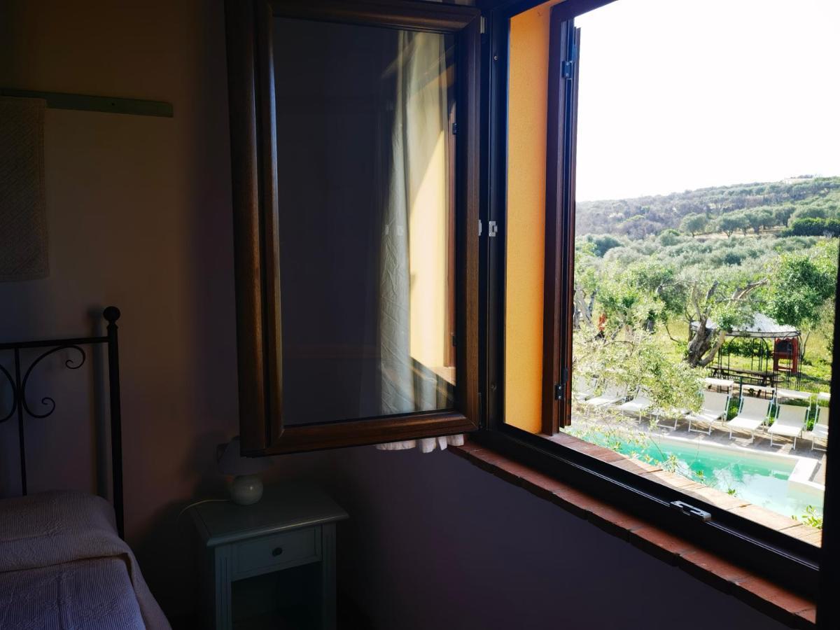 Hotel La Corte Degli Ulivi - Rurale Tresnuraghes